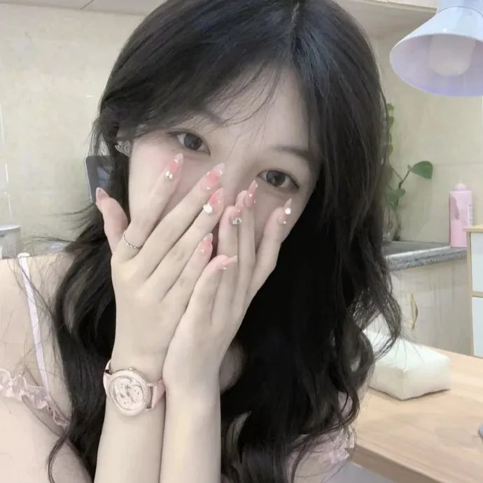 穿越五年后我给死对头生了个娃